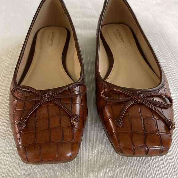 Liz Claiborne squared point Ballet Flats size 8 - Picture 4 of 11